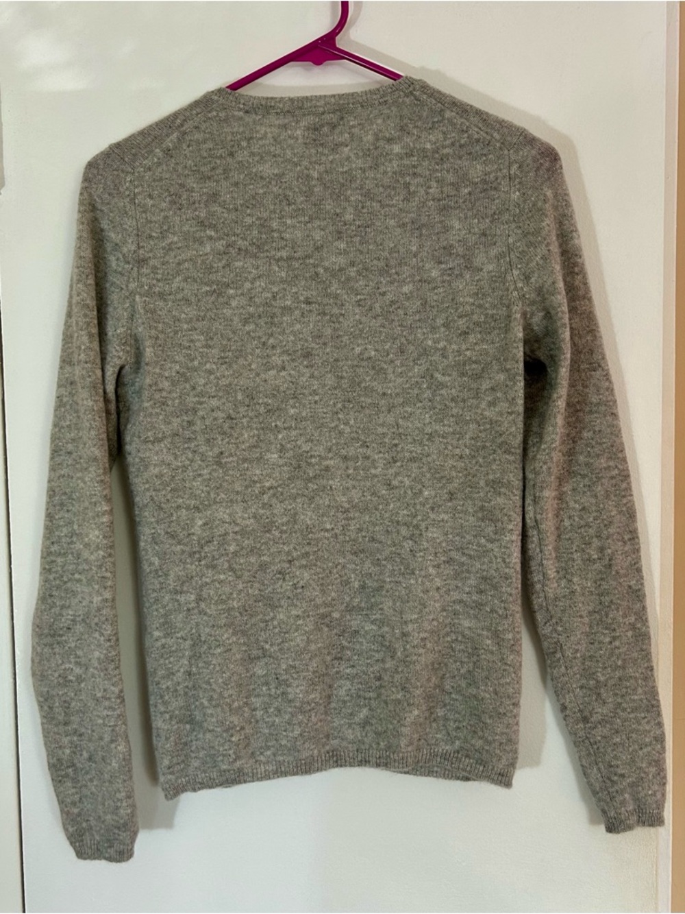 Charter Club Gray Crewneck 100% Cashmere Sweater Women’s Small, Long Sleeve - Picture 7 of 8